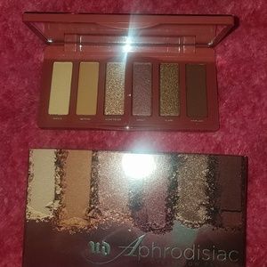 *BRAND NEW* URBAN DECAY Aphrodisiac palette